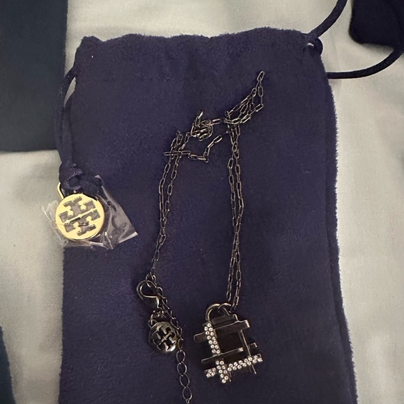 Authentic New with bag Tory Burch Silver and Black Geometric Necklace - Picture 1 of 1